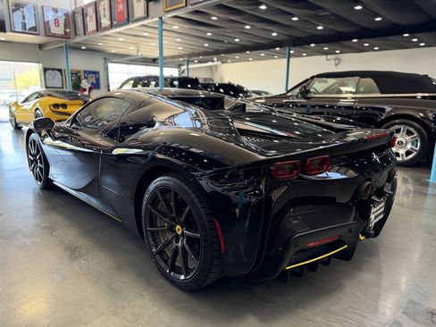Used 2025 Ferrari SF90 Spider image 8