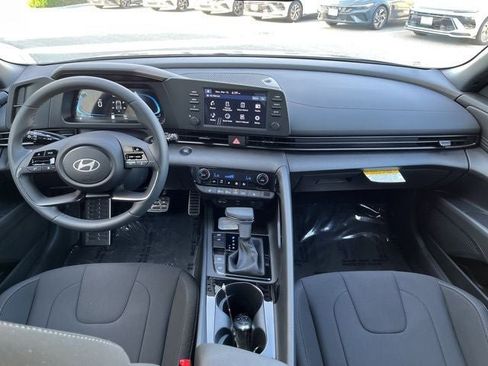 New 2026 Hyundai Elantra SEL Sport Premium image 19