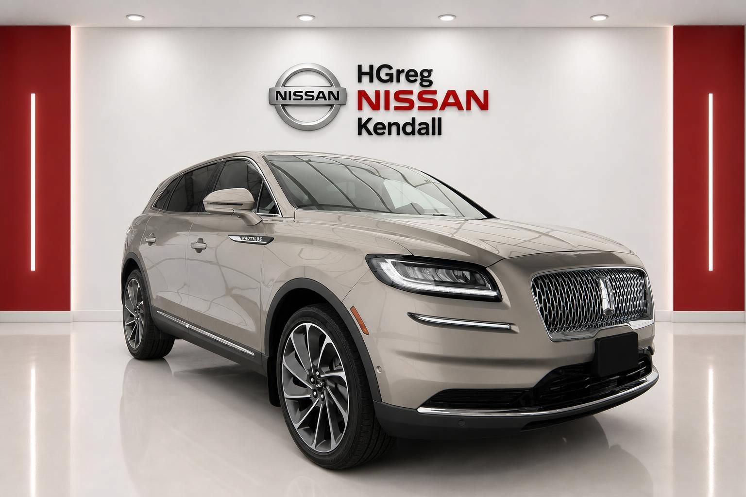 Used 2023 Lincoln Nautilus Reserve w/ Equipment Group 201A FWD image 3