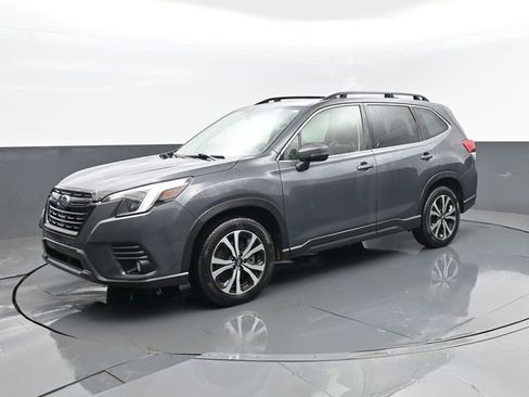 Used 2023 Subaru Forester Limited image 2
