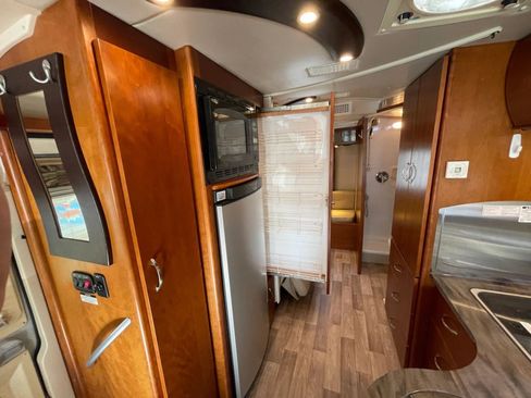 Used 2013 Mercedes-Benz Sprinter 3500 image 25