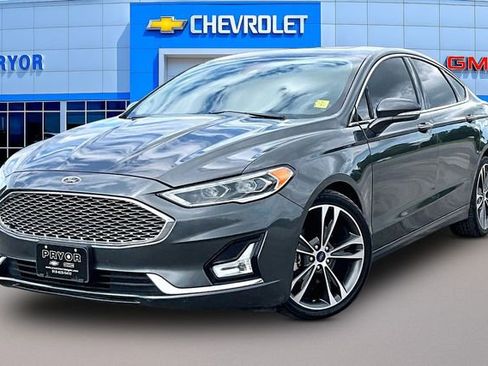 Used 2020 Ford Fusion Titanium AWD/4WD image 3