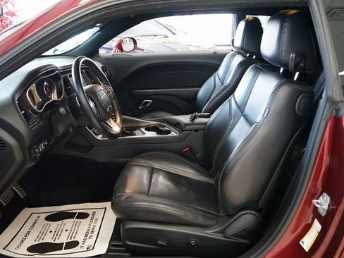 Used 2018 Dodge Challenger GT w/ Driver Convenience Group image 27