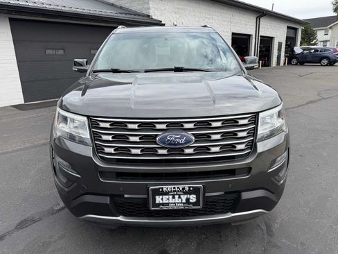 Used 2016 Ford Explorer XLT w/ Equipment Group 202A AWD/4WD image 7