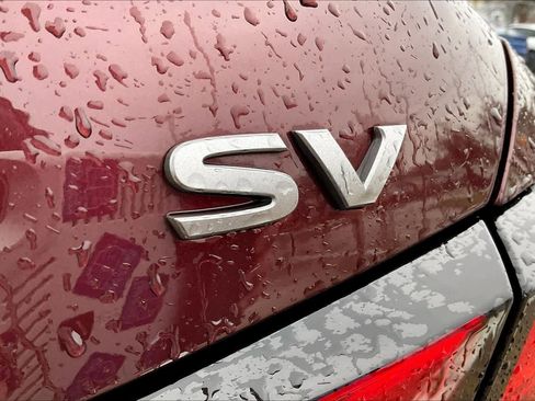 Used 2024 Nissan Altima 2.5 SV image 7