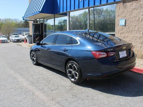 Used 2022 Chevrolet Malibu LT FWD image 4
