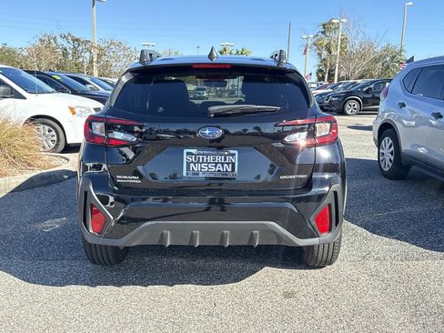Used 2025 Subaru Crosstrek 2.0i Premium image 5