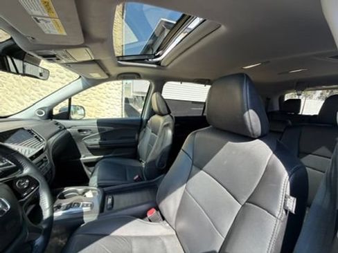 Used 2021 Honda Pilot Special Edition image 14