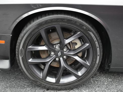 Used 2021 Dodge Challenger GT w/ Plus Package RWD image 9