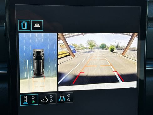 New 2026 GMC Terrain AT4 w/ Technology Package II image 21