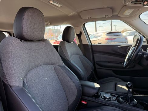 Used 2016 MINI Cooper Clubman image 32