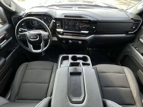 Used 2023 GMC Sierra 1500 Elevation image 9