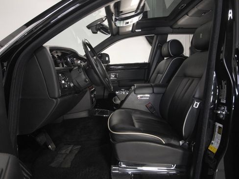 Used 2013 Rolls-Royce Phantom image 21