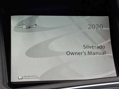 Used 2020 Chevrolet Silverado 1500 RST image 25