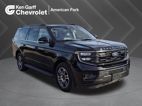 Used 2025 Ford Expedition Max Active AWD/4WD image 1