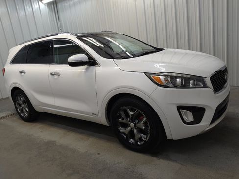 Used 2016 Kia Sorento SX AWD/4WD image 11
