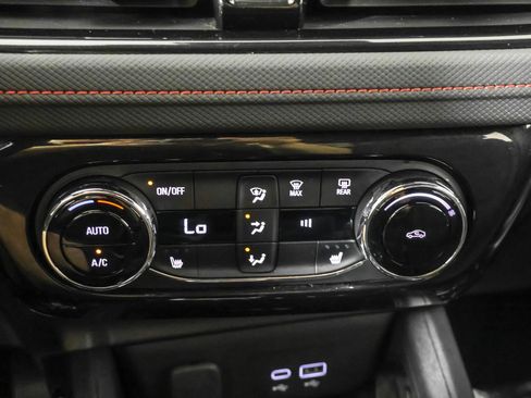 Used 2024 Chevrolet TrailBlazer RS w/ Convenience Package FWD image 29