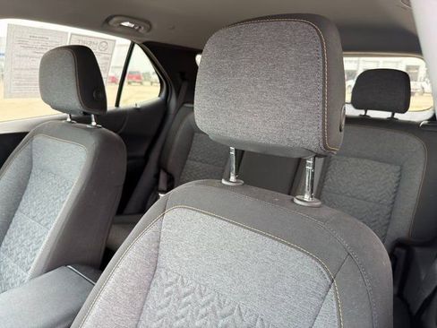 Used 2024 Chevrolet Equinox LT image 23