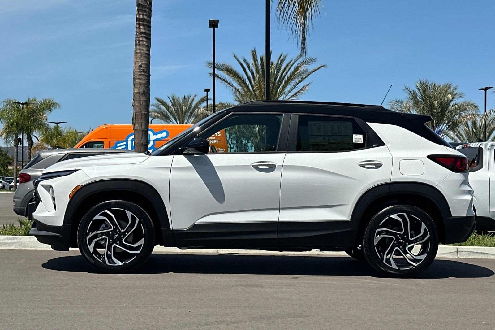 New 2026 Chevrolet TrailBlazer RS w/ Convenience Package FWD image 7