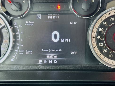 Used 2018 RAM 2500 Laramie w/ Sport Appearance Group AWD/4WD image 8