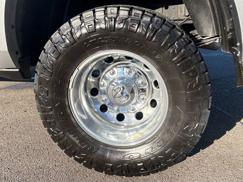 Used 2020 RAM 3500 Laramie image 39