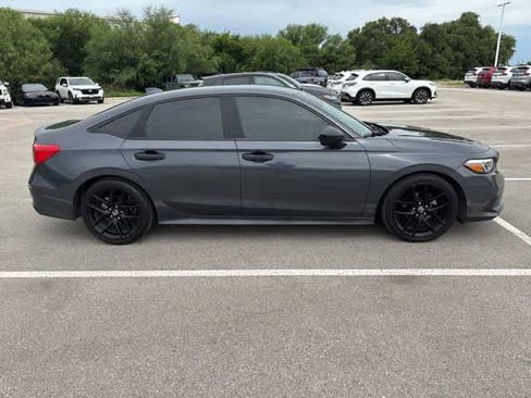 Used 2022 Honda Civic Sport image 6