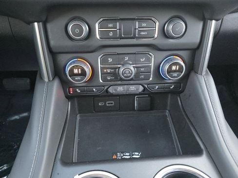 Used 2022 Chevrolet Tahoe LT w/ Luxury Package image 26