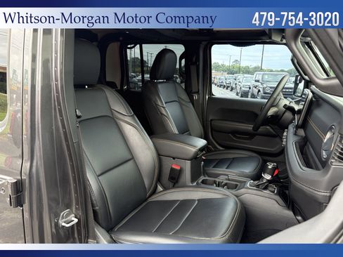 Used 2024 Jeep Gladiator Sport AWD/4WD image 34