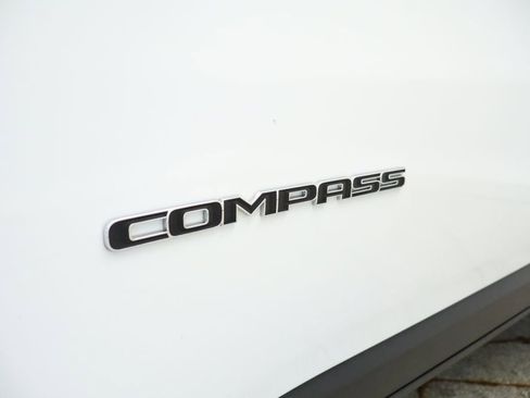Used 2024 Jeep Compass Limited AWD/4WD image 14