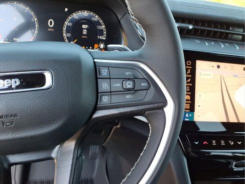 New 2026 Jeep Grand Cherokee L 4WD image 25