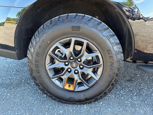 Used 2025 Ford Expedition Tremor AWD/4WD image 22