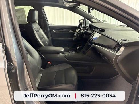 Used 2021 Cadillac XT5 Premium Luxury AWD/4WD image 23