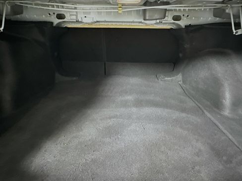 Used 2020 Toyota Corolla LE image 29