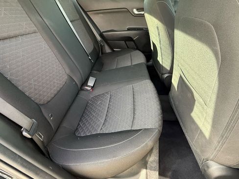 Used 2023 Kia Rio S w/ Technology Package FWD image 11