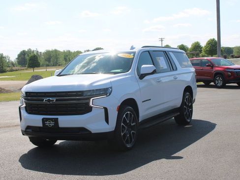 Used 2021 Chevrolet Suburban RST RWD image 4