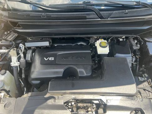 Used 2020 Nissan Pathfinder SL AWD/4WD image 22
