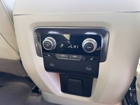 Certified 2024 GMC Yukon XL Denali image 43