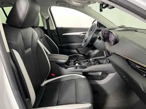 Used 2025 Buick Envision Sport Touring image 33