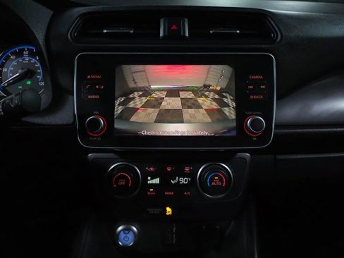 Used 2020 Nissan Leaf S w/ S Charge Package image 24