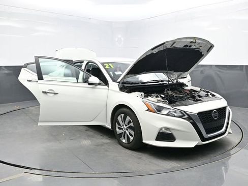 Used 2021 Nissan Altima 2.5 S image 39
