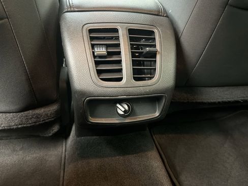 Used 2017 Ford Taurus SEL w/ Equipment Group 201A image 12