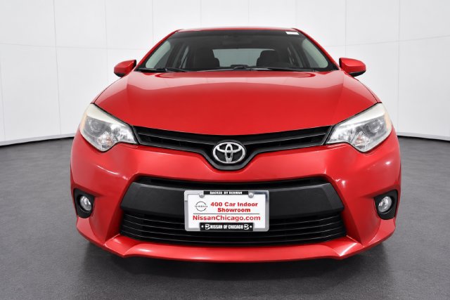 Used 2014 Toyota Corolla LE FWD image 2