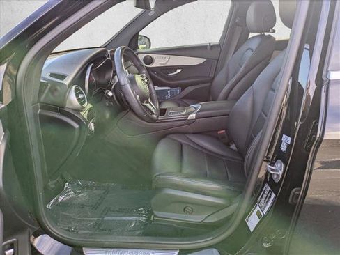 Used 2021 Mercedes-Benz GLC 300 image 11