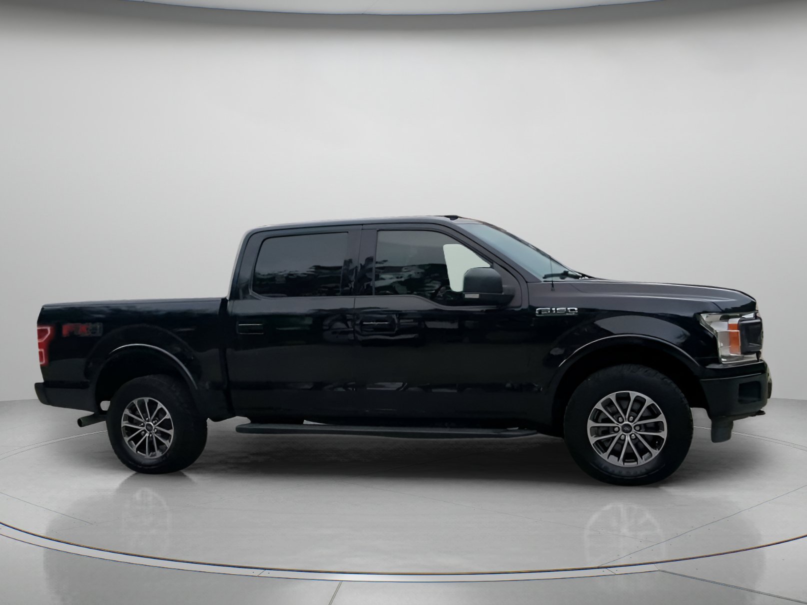 Certified 2020 Ford F150 XLT w/ Equipment Group 302A Luxury AWD/4WD image 33