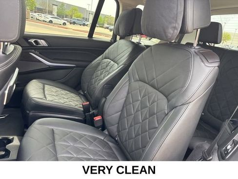 Used 2024 BMW X7 xDrive40i w/ Premium Package AWD/4WD image 14