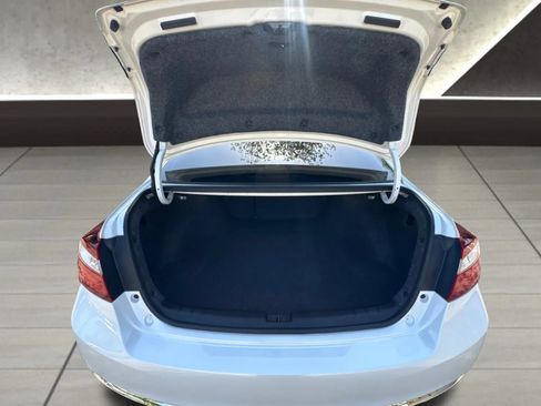 Used 2017 Honda Accord Sport image 43