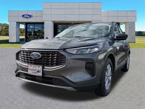 New 2026 Ford Escape Active w/ Active Premium Tech Pack FWD image 8