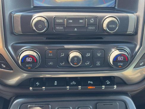 Used 2018 Chevrolet Silverado 1500 LTZ Z71 w/ Centennial Edition AWD/4WD image 22