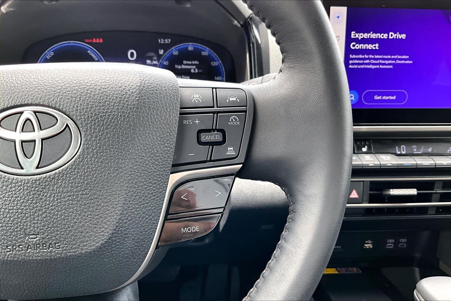 Used 2026 Toyota Camry XLE FWD image 25