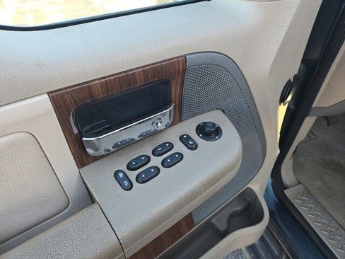 Used 2004 Ford F150 4x4 SuperCrew image 8